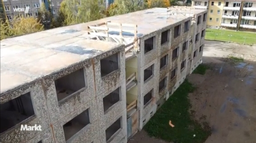 Bild: entkernter Plattenbau