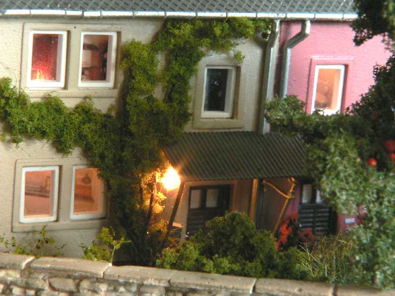 Deteil und einige Fenstereinblicke