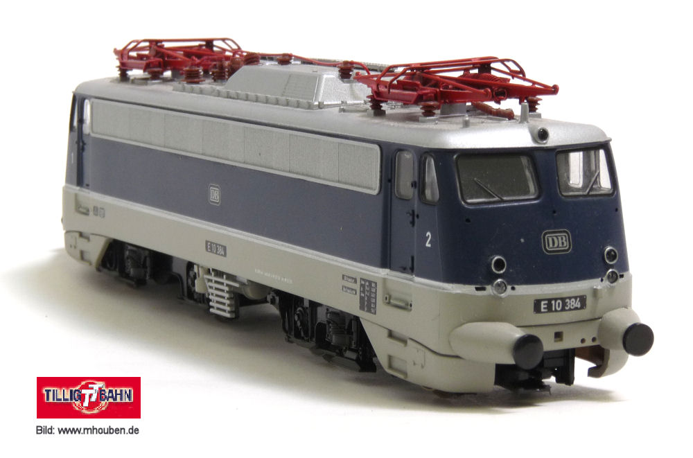 E 10 mit Sch&uuml;rze, auch Tillig und hier  ohne Zur&uuml;stteile.